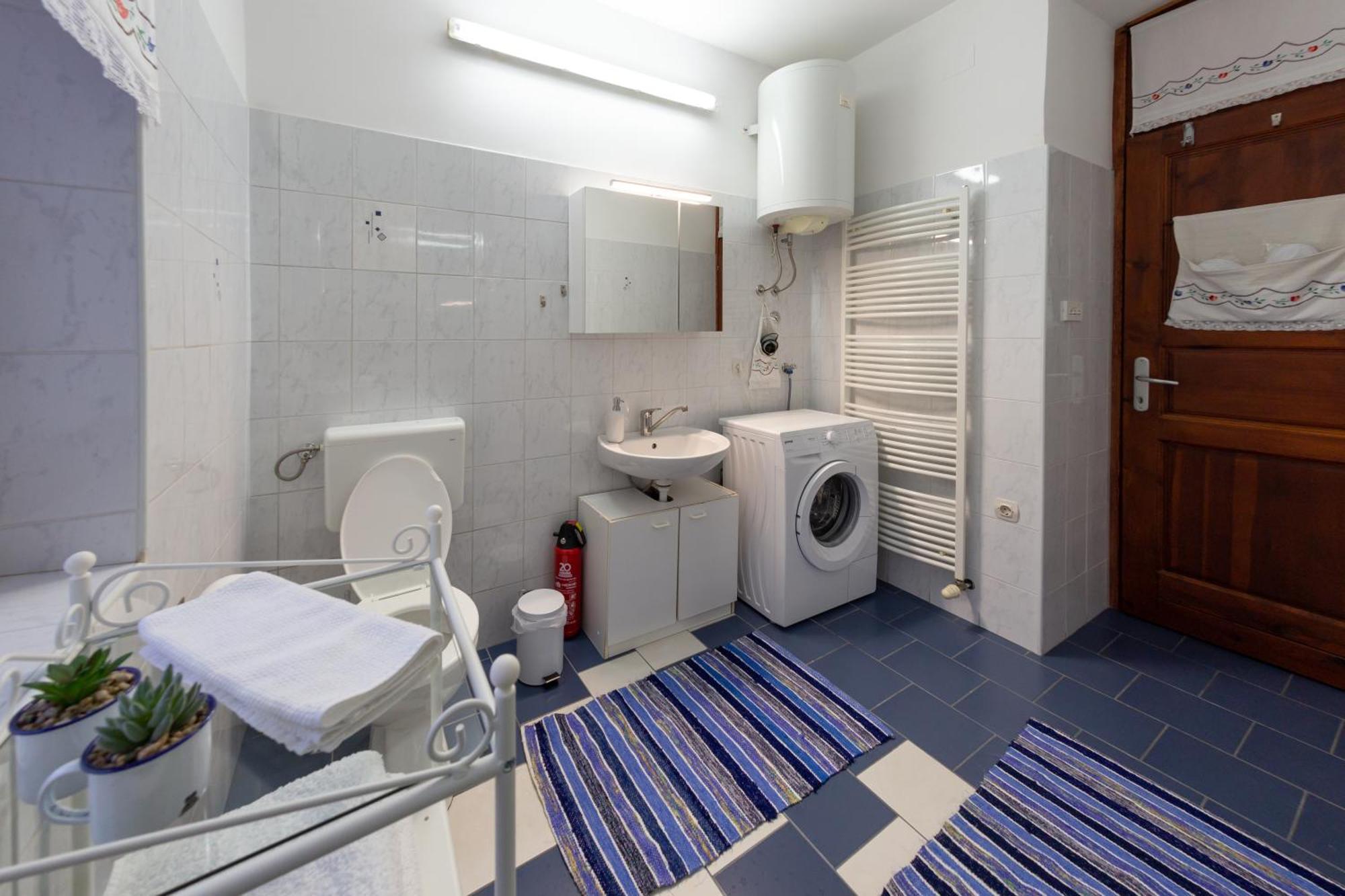 Apartments Paradiso Otočac Pokoj fotografie